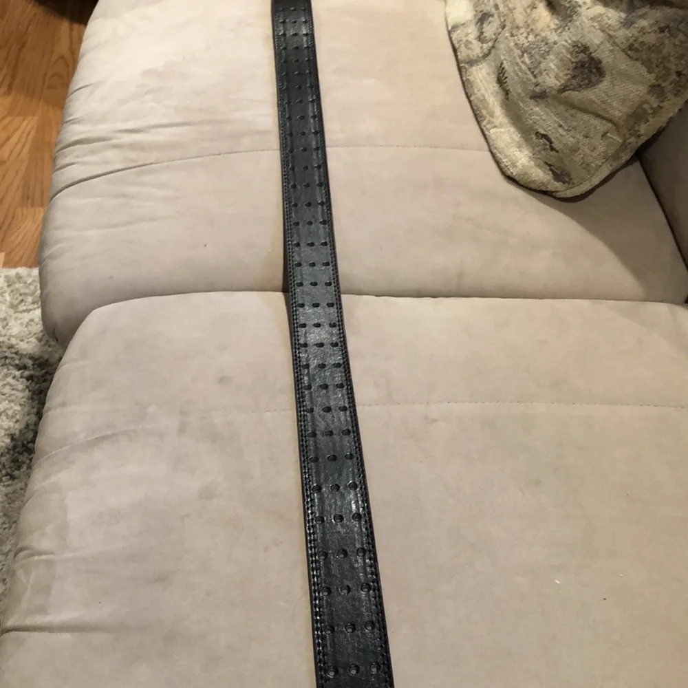 - 2 XL Men’s Black Belt